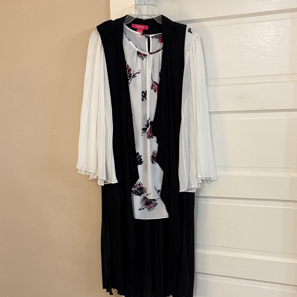 Catherine Malandrino Black Pleated  Vest Sz Small